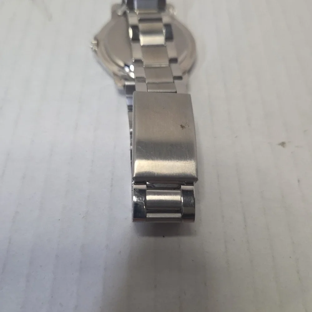 Men's Blue Dial Wrist Watch Silver Tone Link Band Glow In The Dark Hands Read!